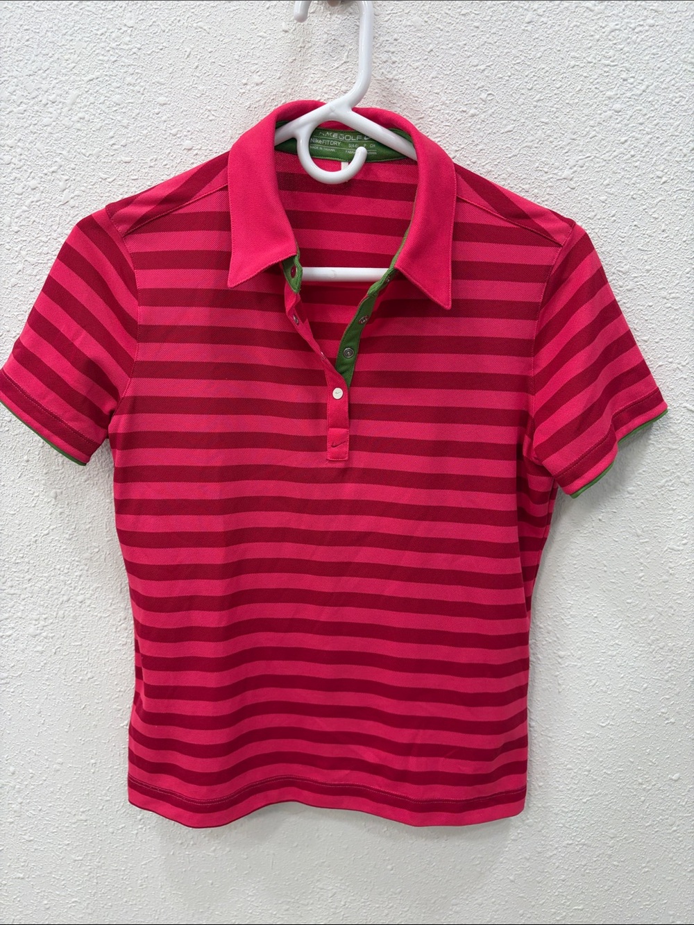 Nike Women's Pink and Dark Pink Striped Polo